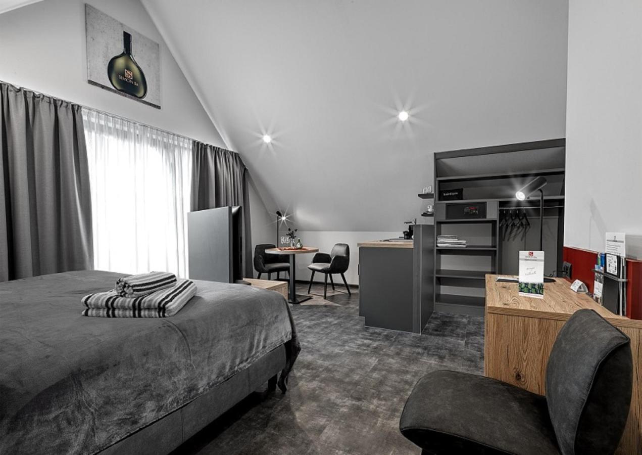 Weinmotel Simon 1 A Alzenau Extérieur photo